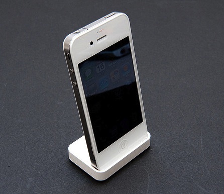 iphone 4 box pics. White iPhone 4 Device amp; Box