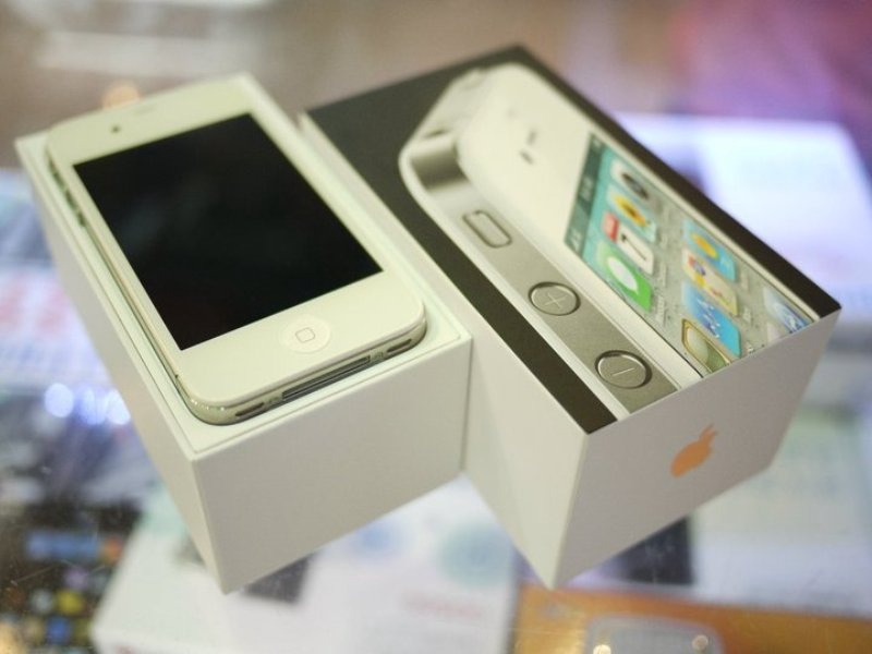 white iphone 4 release date in canada. date of the white iPhone 4