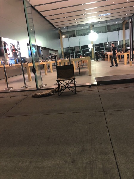 Iphone xs line up