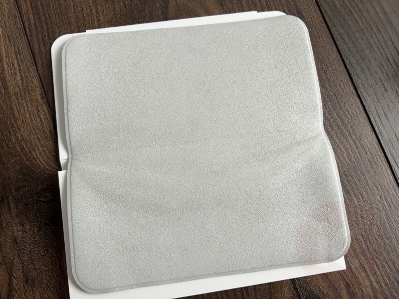 Apple polishing cloth review 7