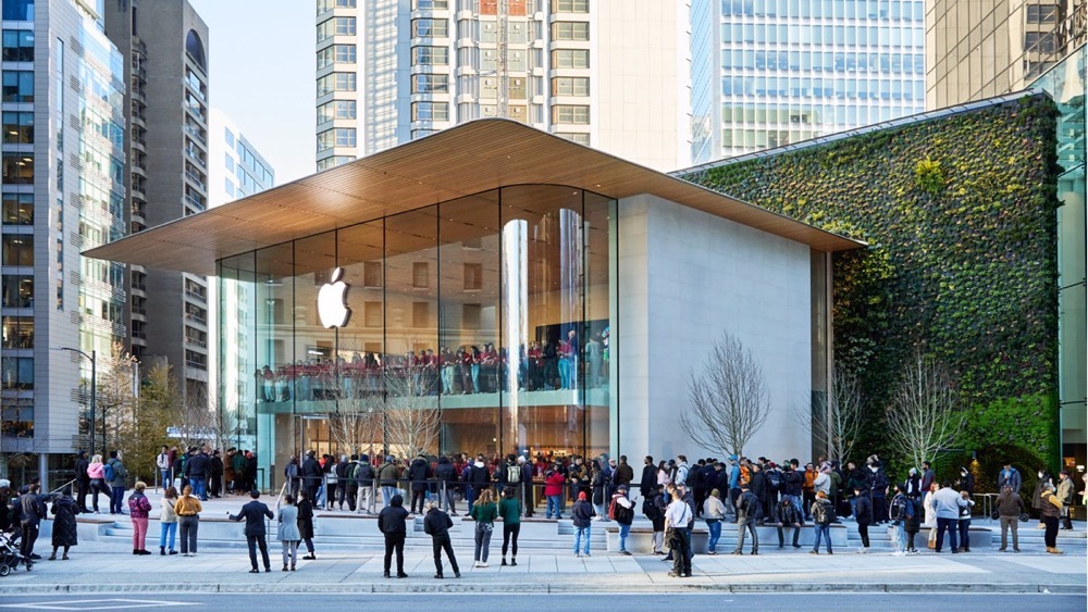 Apple Pacific Centre Vancouver opening hero Full Bleed Image jpg large