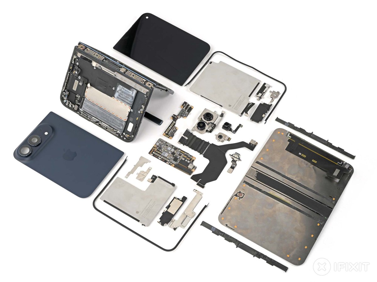 ifixit-iphone-duo-teardown-parts | iPhone in Canada iPhone Duo parts laid out after iFixit's teardown